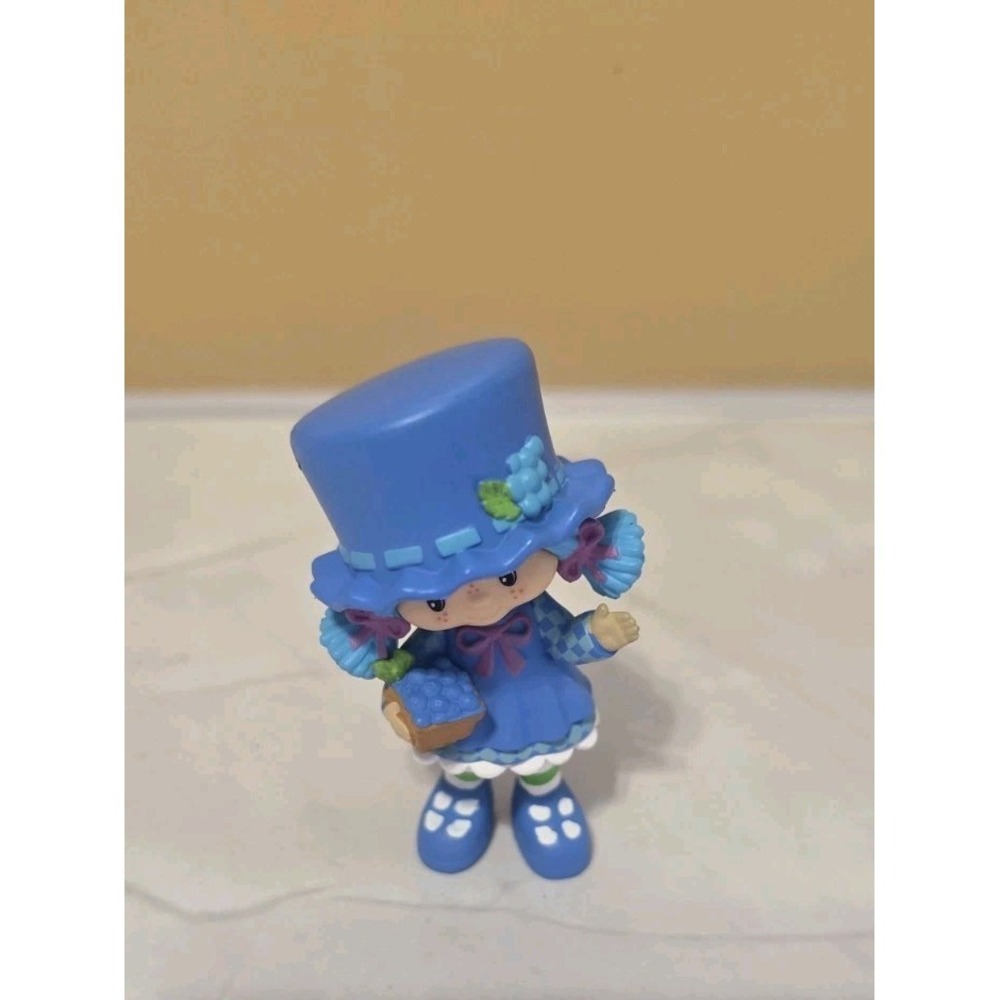 Blueberry Muffin Strawberry Shortcake Series Figurine Approximately 2.5...